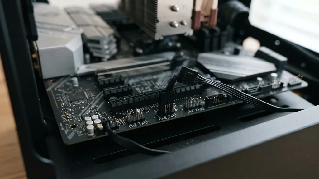 Identifying the Correct Motherboard Fan Headers - where to plug in case fans on motherboard