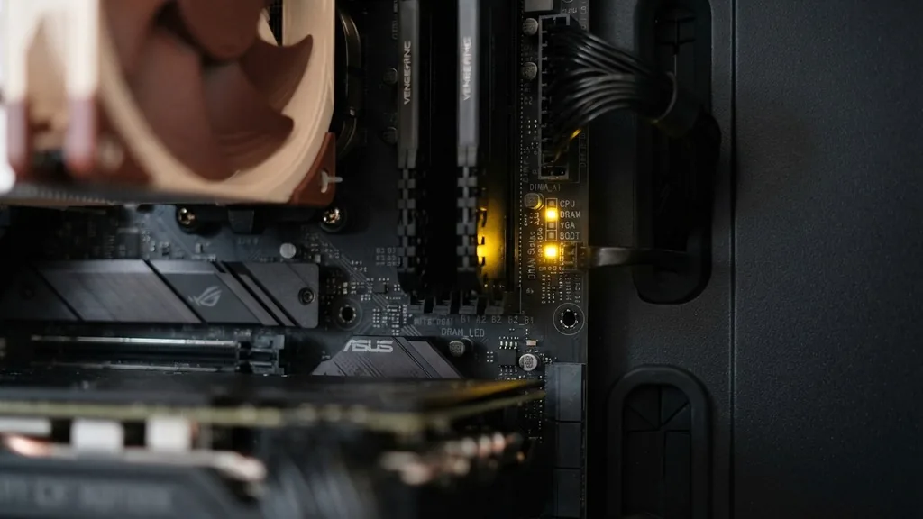 Understanding the DRAM Status LED and POST Process - what does yellow light on motherboard mean